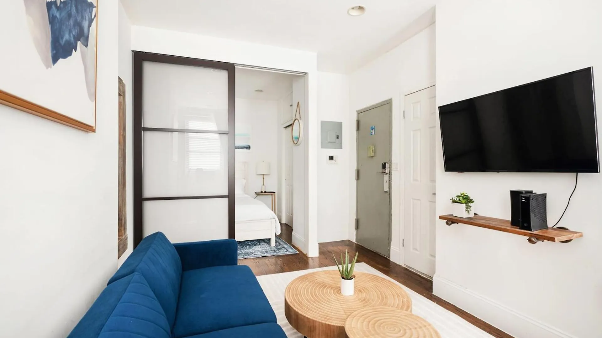 69-2B Prime Lower East Brand New 1Br Apt New York 0*,  United States
