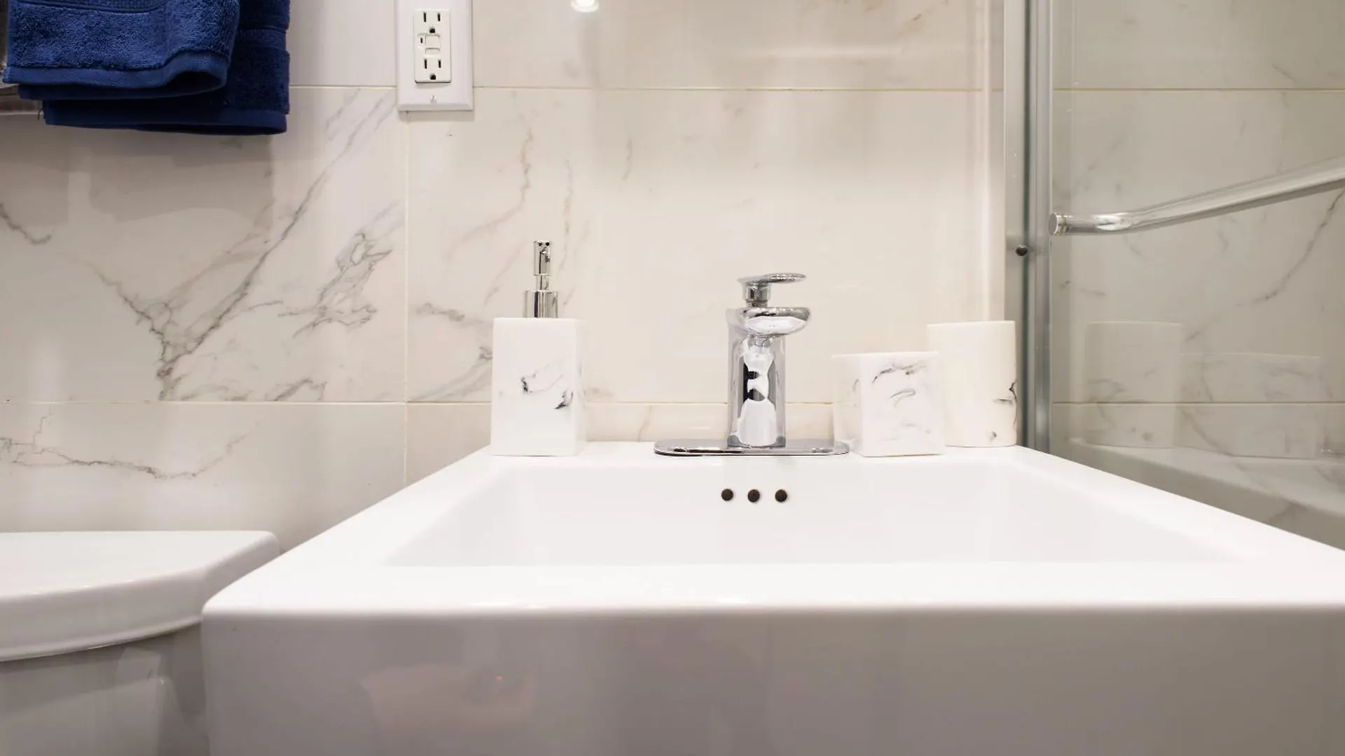 Apartment 69-2B Prime Lower East Brand New 1Br Apt New York United States